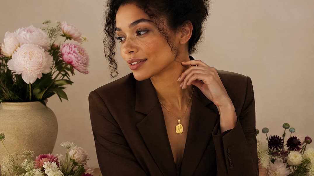 Rose Flower Pendant Necklace