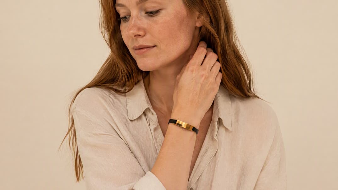 Minimalist Smooth Plate Bracelet