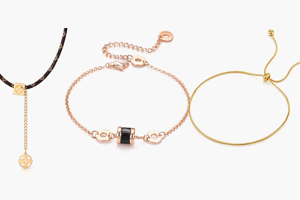 Dainty Flower Charm Cord Necklace