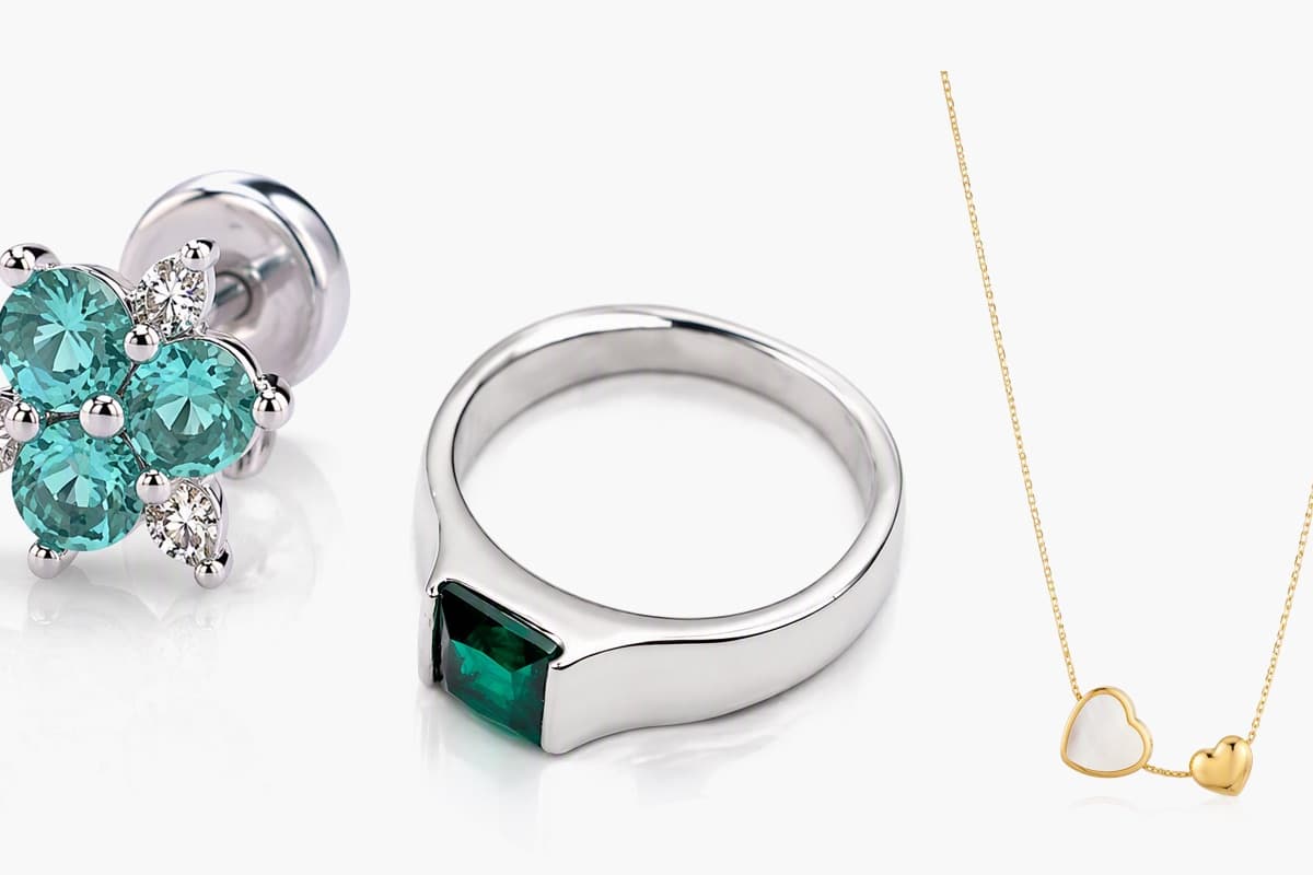 Dainty Four-Leaf Clover Stud Earrings