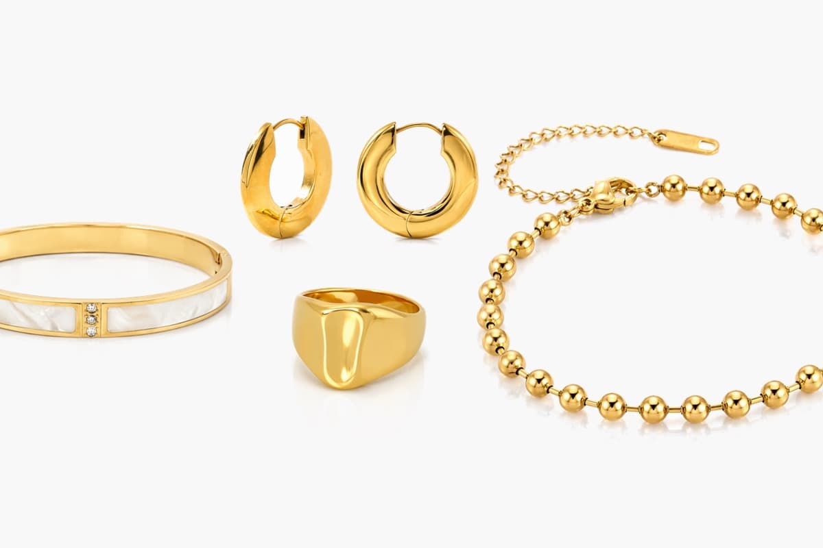 Chunky U-Shape Huggie Earrings