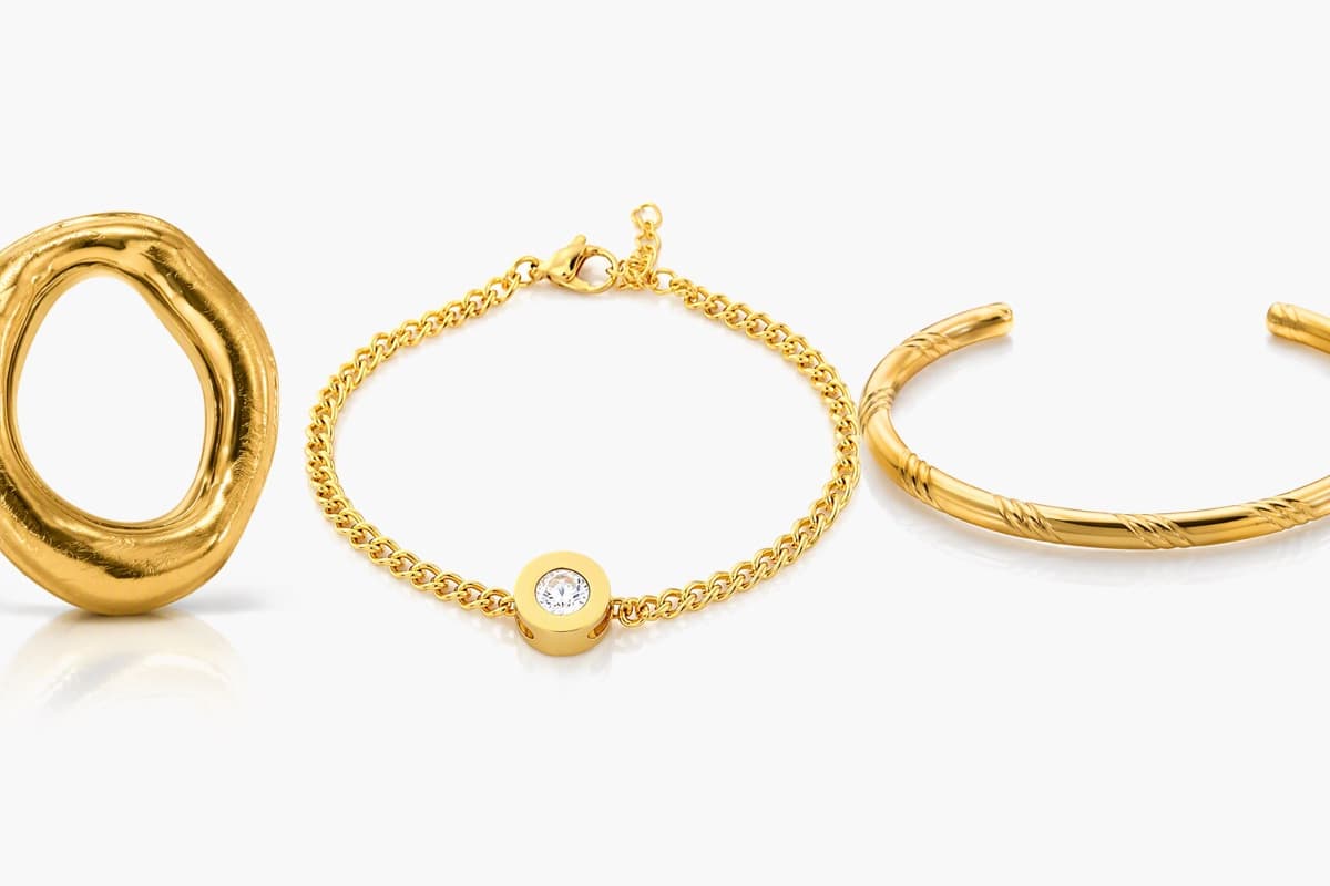 Minimalist Circle Disc Bracelet