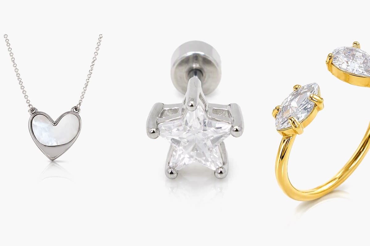 Dainty Star Stud Earrings