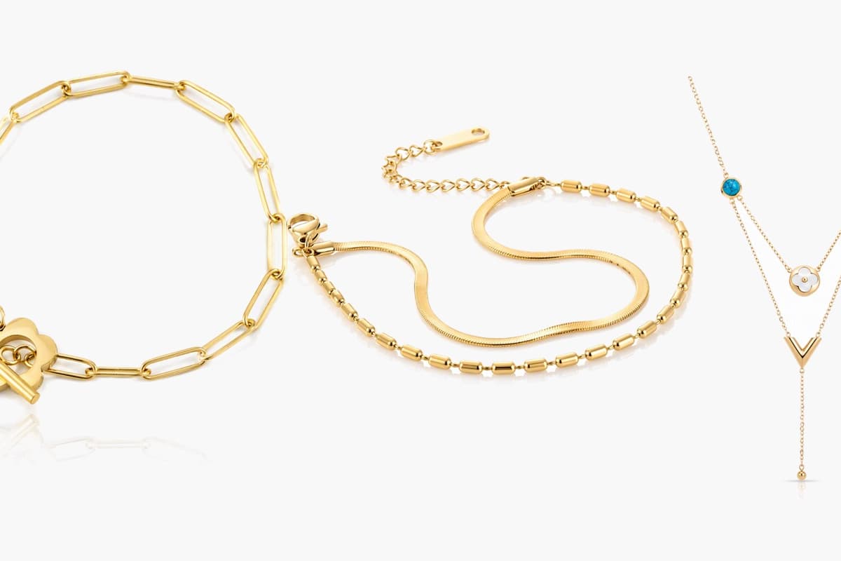 Flower Toggle Chain Bracelet