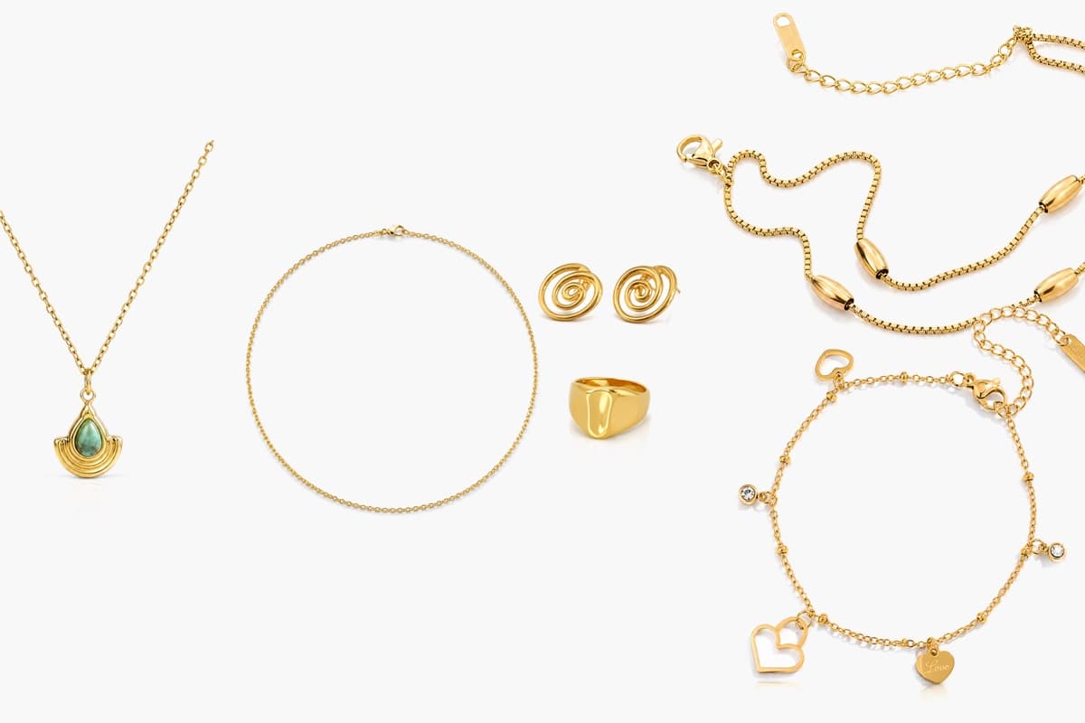 Dainty Fan Pendant Necklace