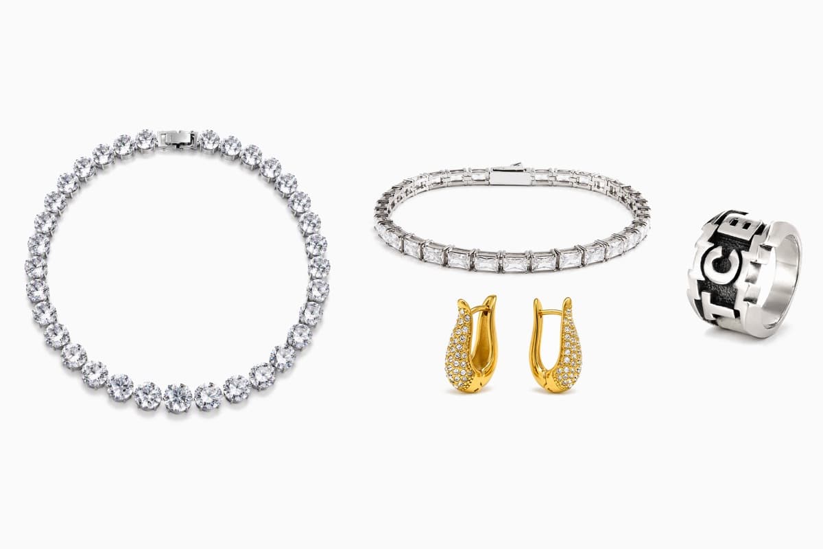 Trendy U-Shaped Huggie Earrings