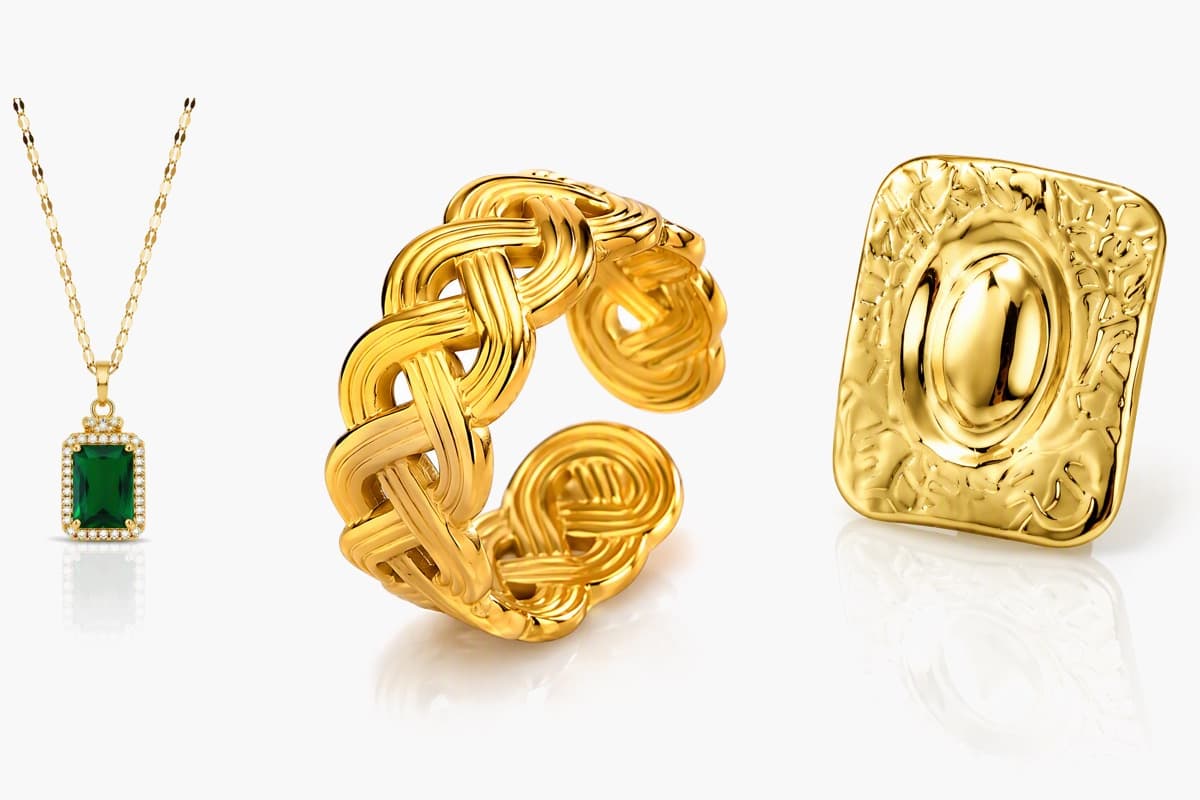 Vintage Embossed Oval Stud Earrings