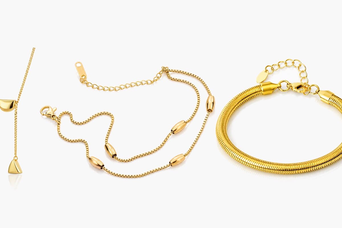 Minimalist Teardrop And Bar Pendant Necklace