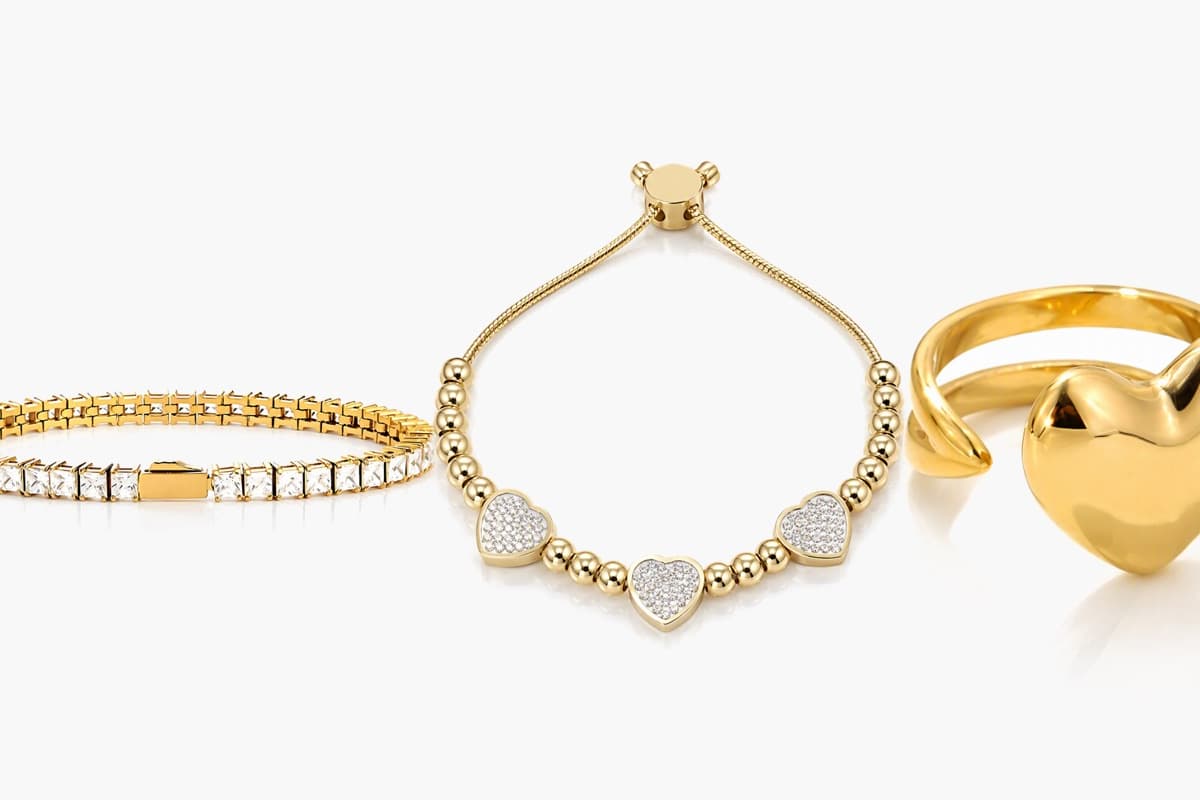 Cute Heart Charm Bracelet