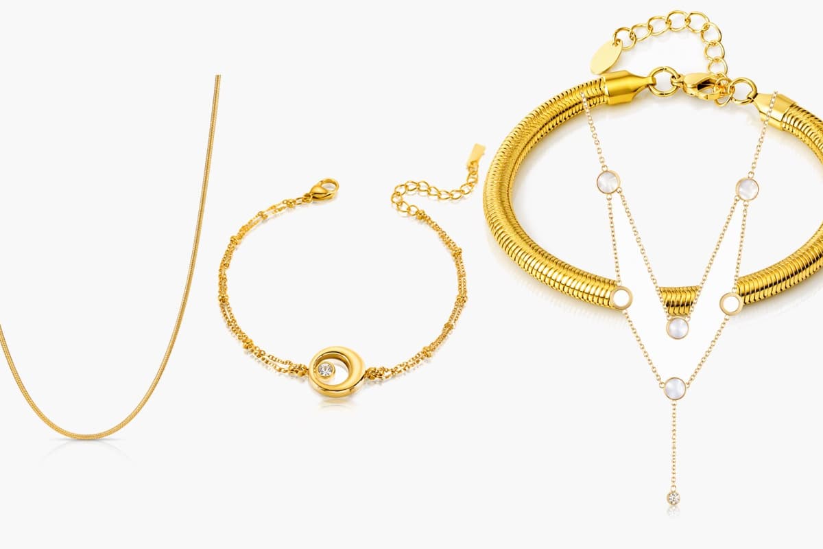 Dainty Circle Disc Necklace
