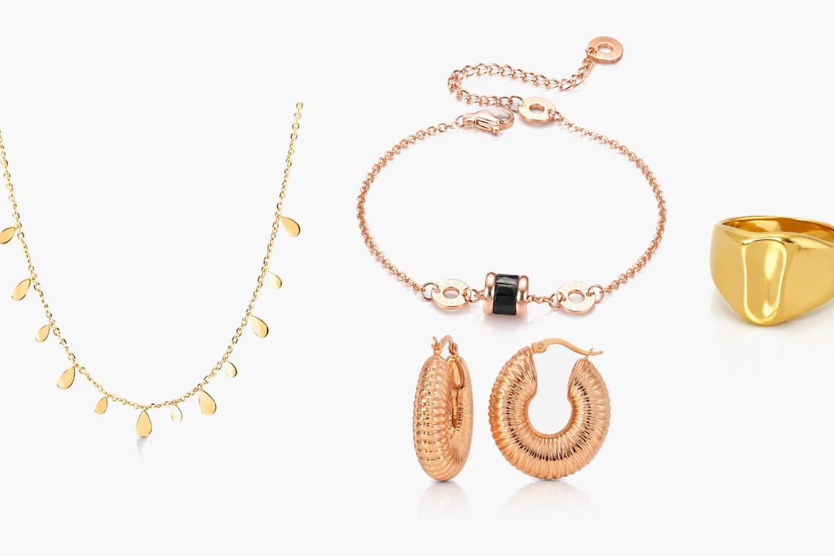 Dainty Teardrop Charm Necklace
