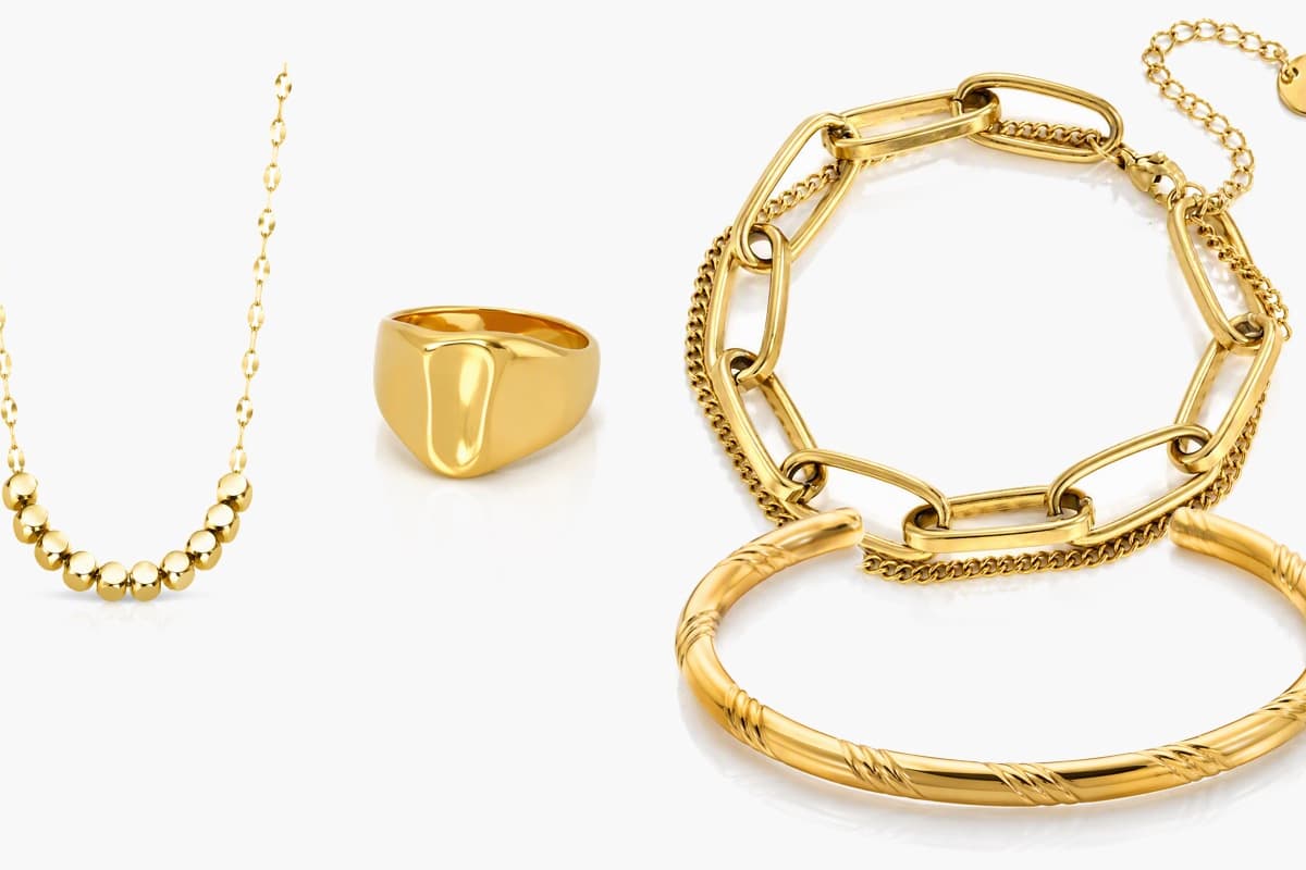 Minimalist Disc Bead Necklace