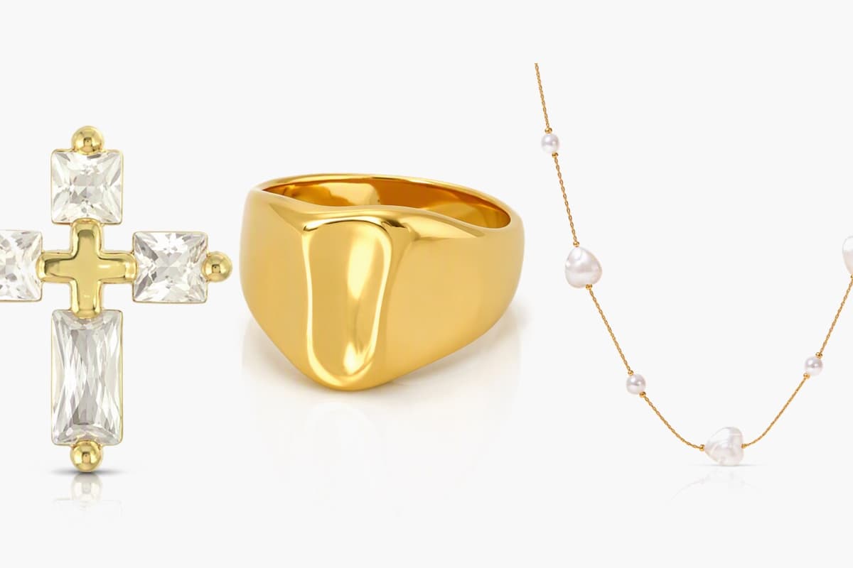 Dainty Cross Stud Earrings