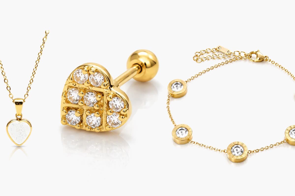 Cute Heart Stud Earrings