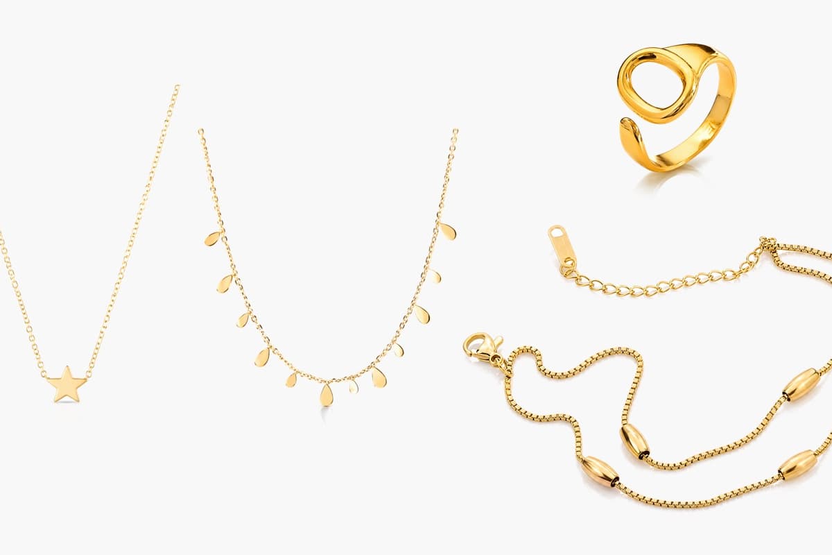 Dainty Teardrop Charm Necklace