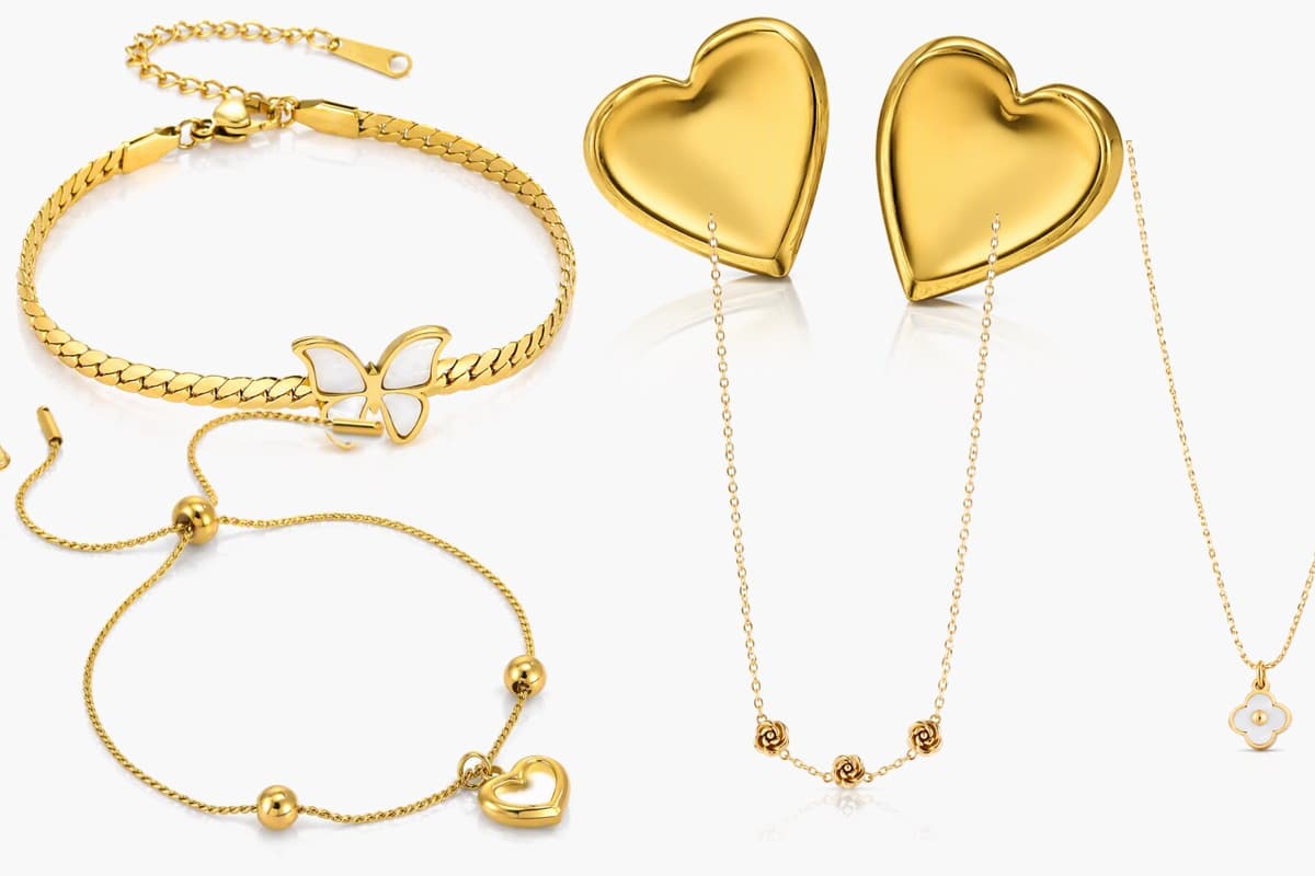 Dainty Three Rose Charms Necklace
