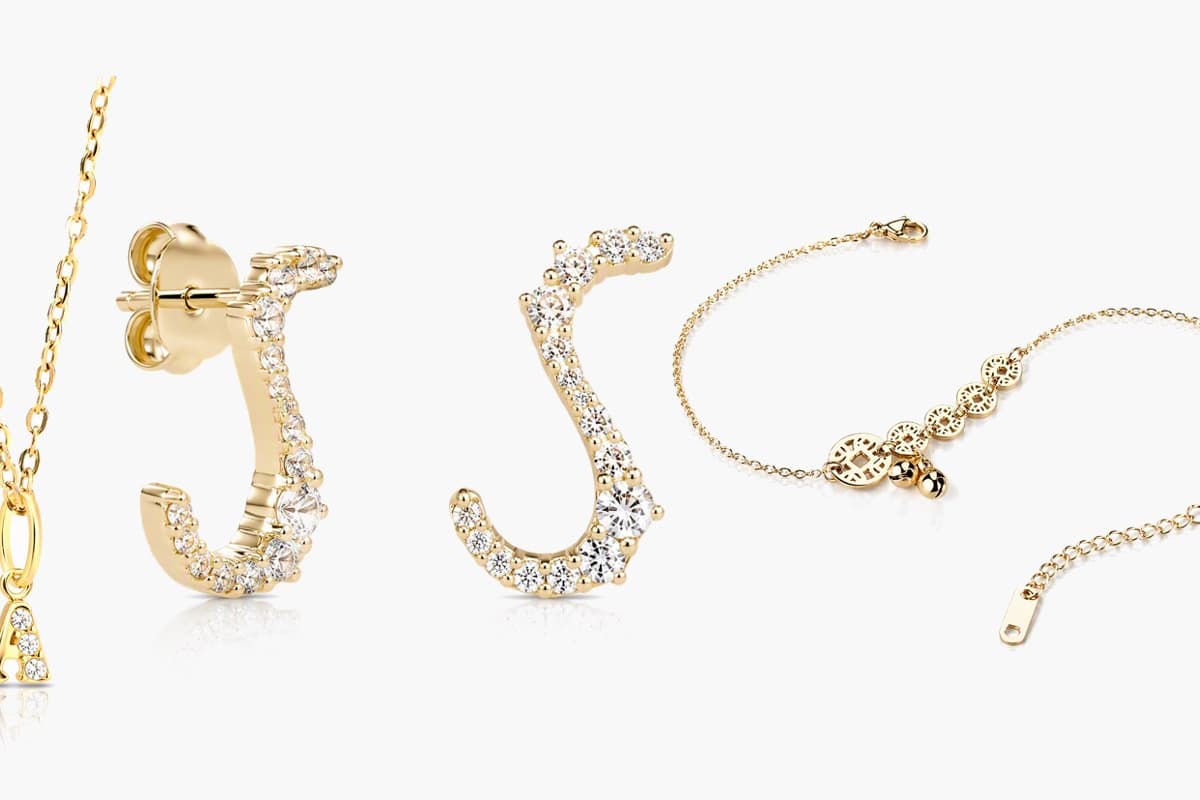 Dainty Letter S Stud Earrings
