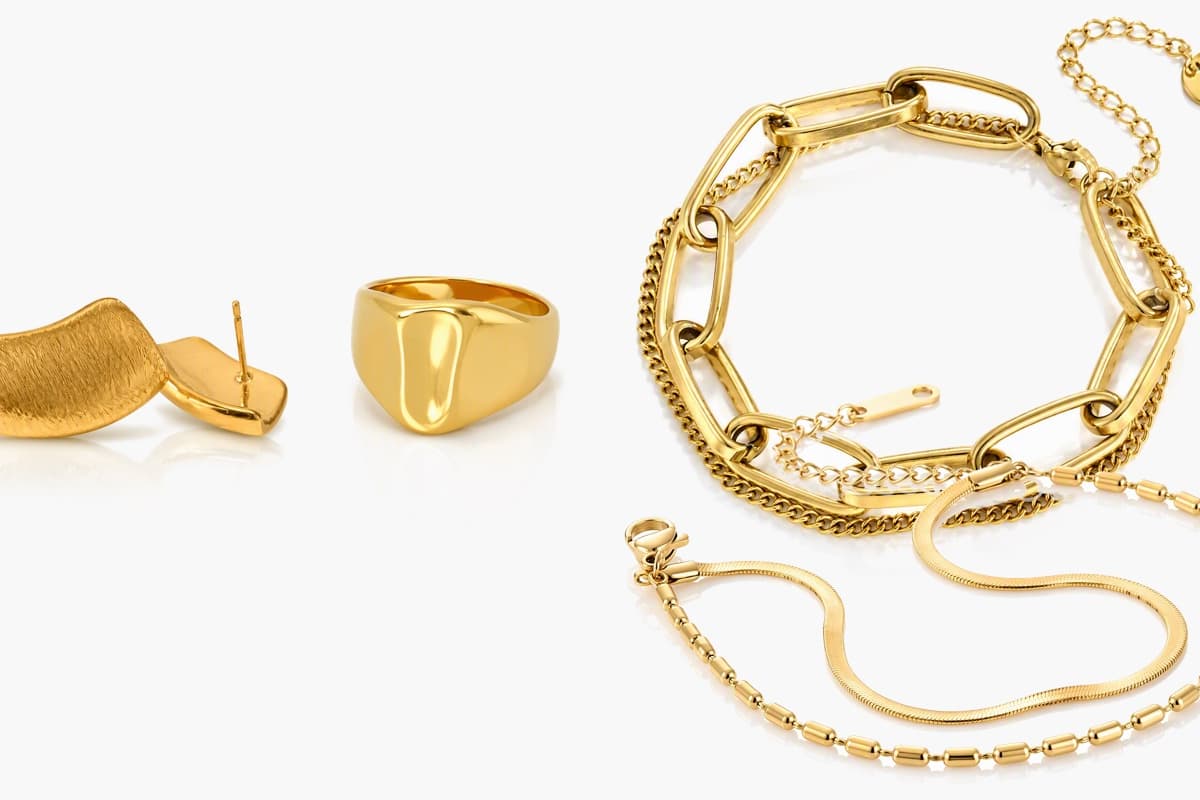 Dainty Snake And Box Chain Bracelet