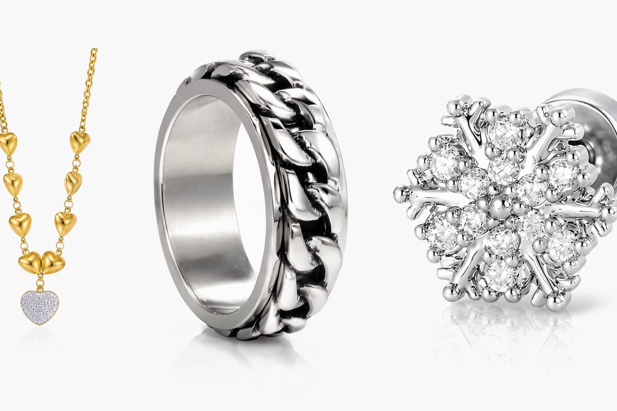 Snowflake Stud Earrings