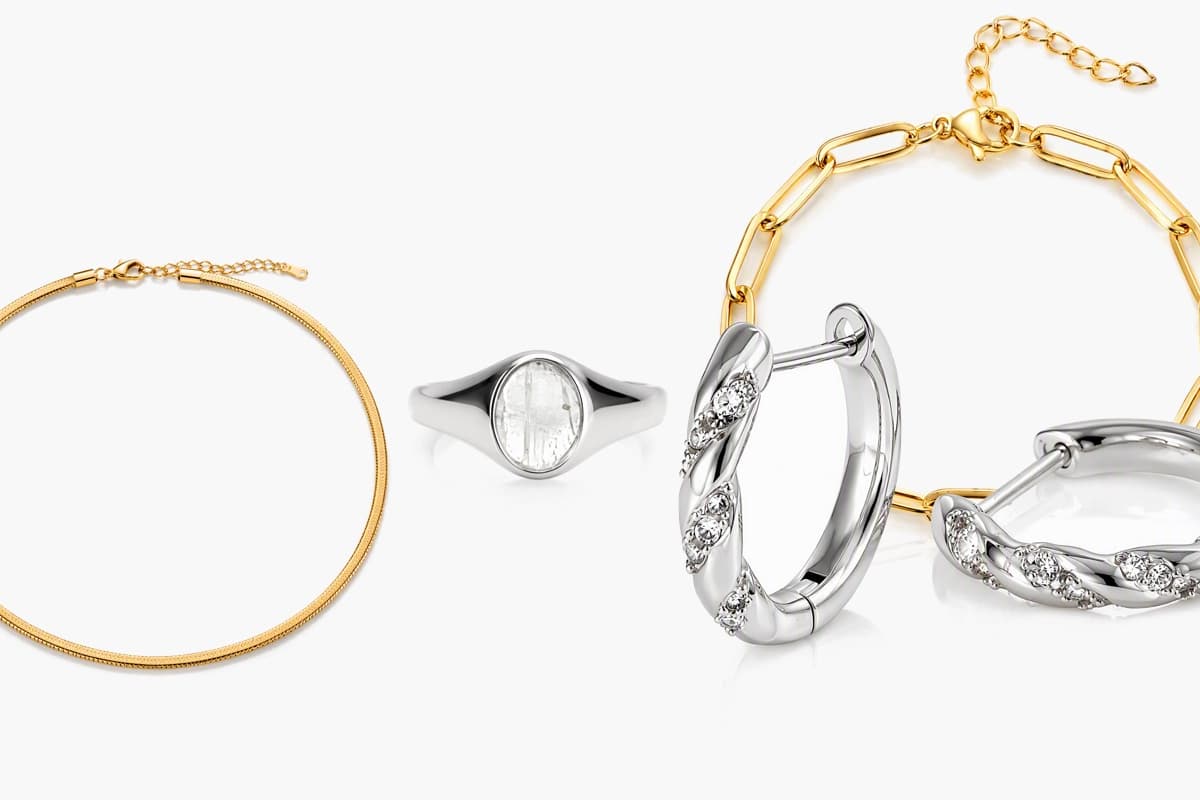 Twisted Band Hoop Earrings