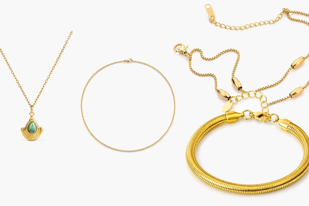 Dainty Fan Pendant Necklace