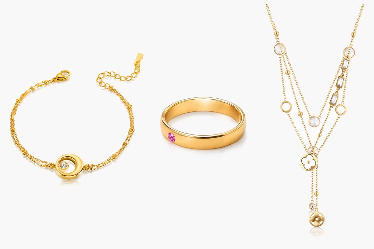 Dainty Flower & Disc Pendant Necklace
