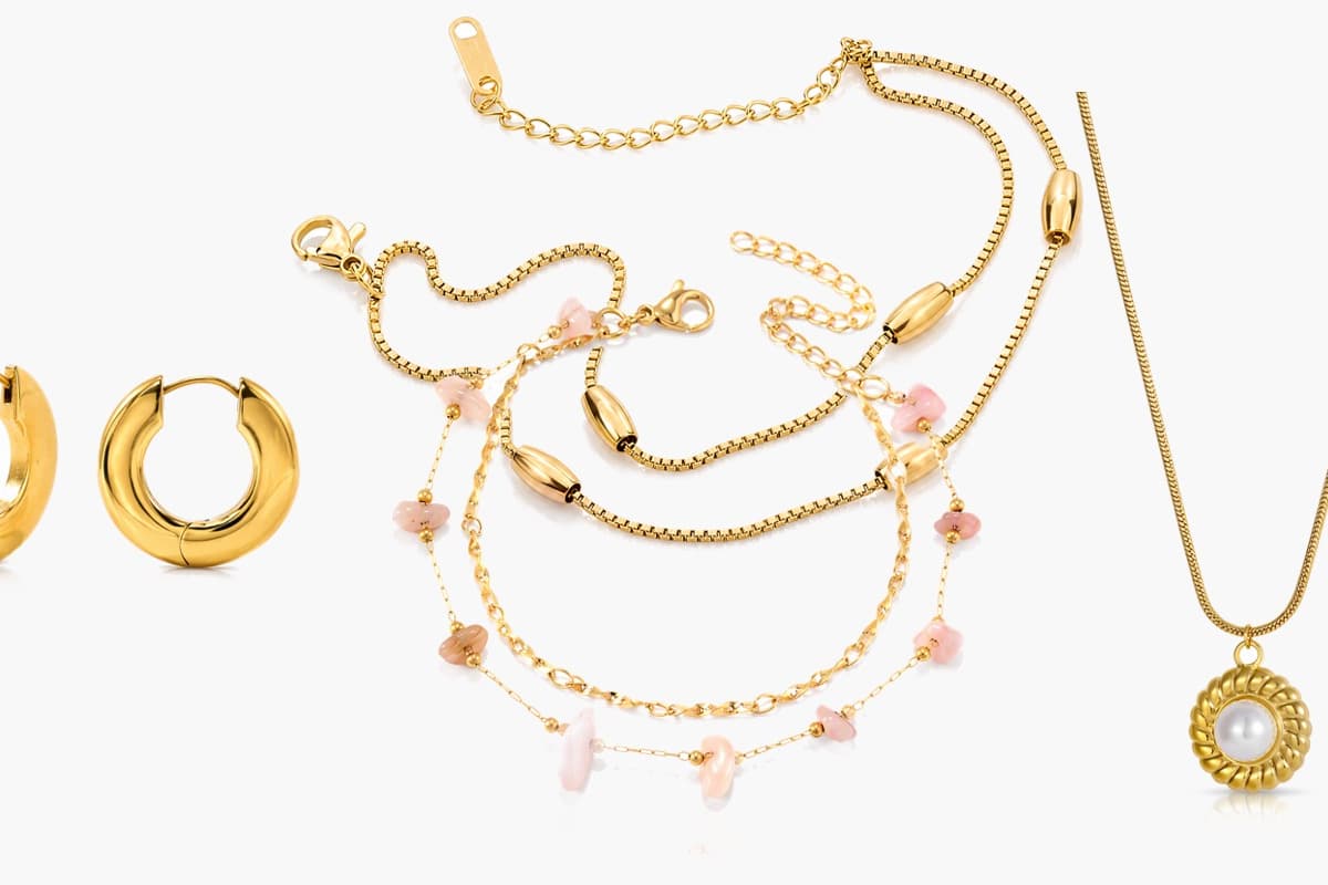 Chunky U-Shape Huggie Earrings
