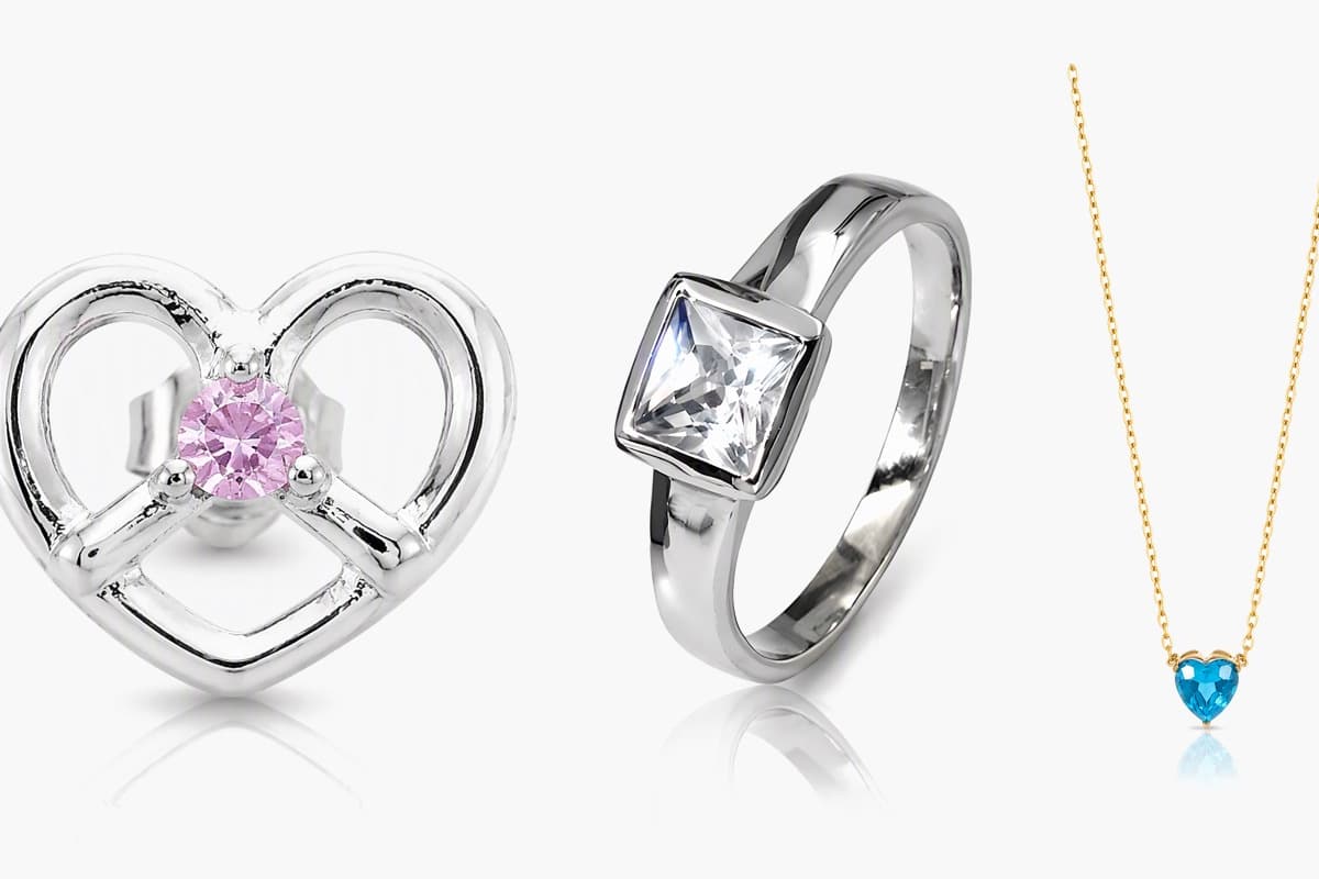 Dainty Open Heart Stud Earrings