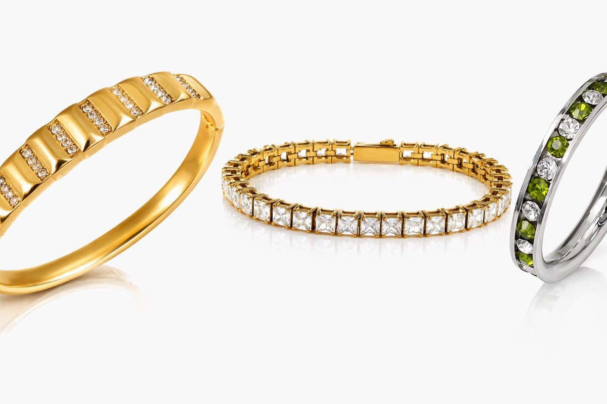 Elegant Multi-Band Ring