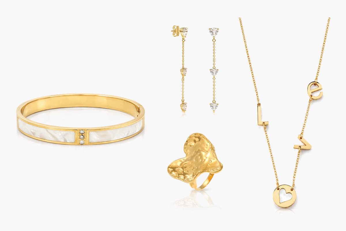 Dainty Heart Chain Drop Earrings
