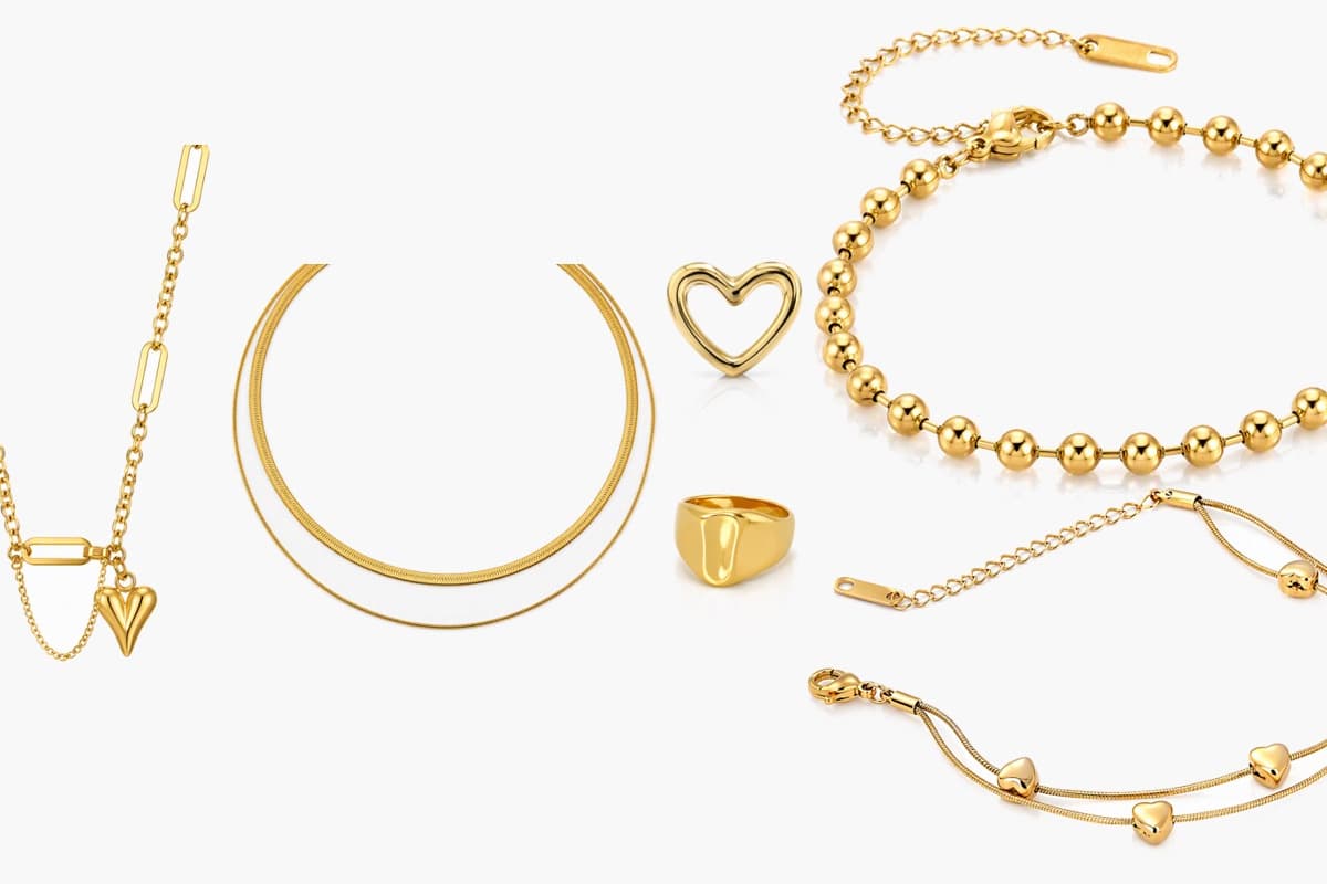 Dainty Open Heart Stud Earrings