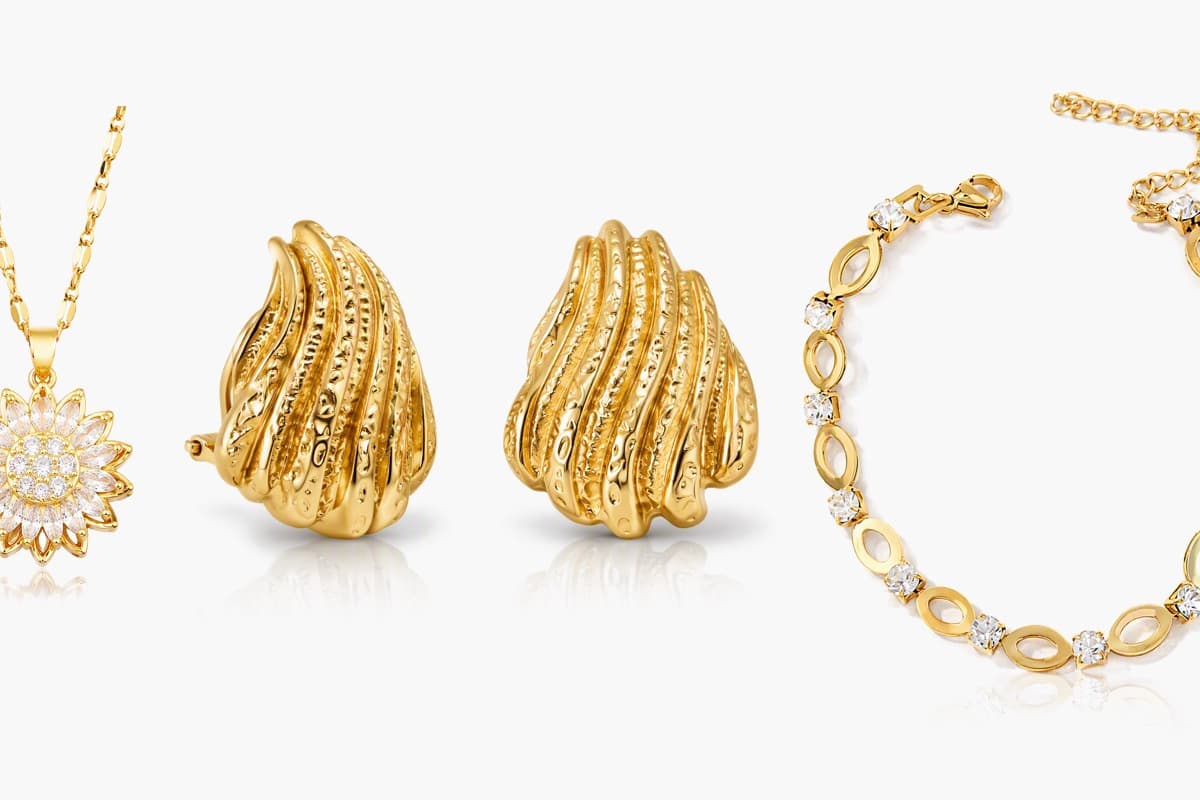 Textured Shell Stud Earrings