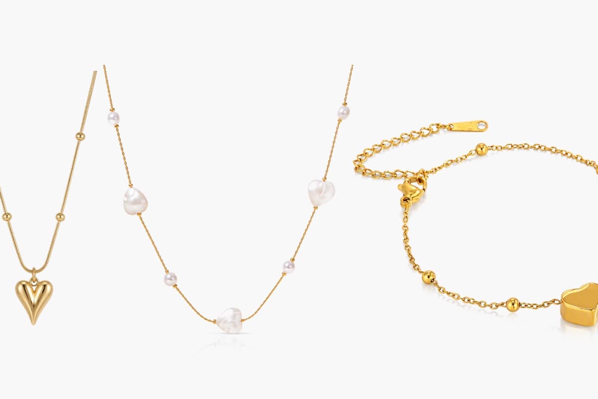Dainty Heart Snake Chain Necklace