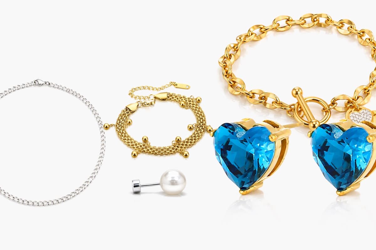 Cute Heart Stud Earrings