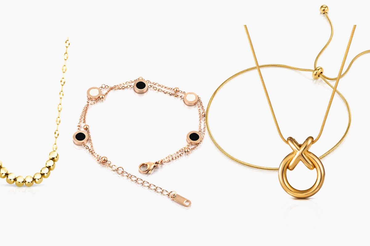 Minimalist Disc Bead Necklace