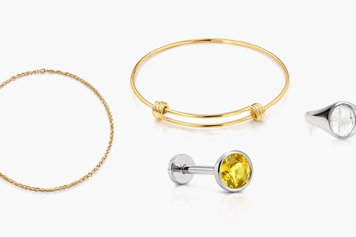 Dainty Round Stud Earrings