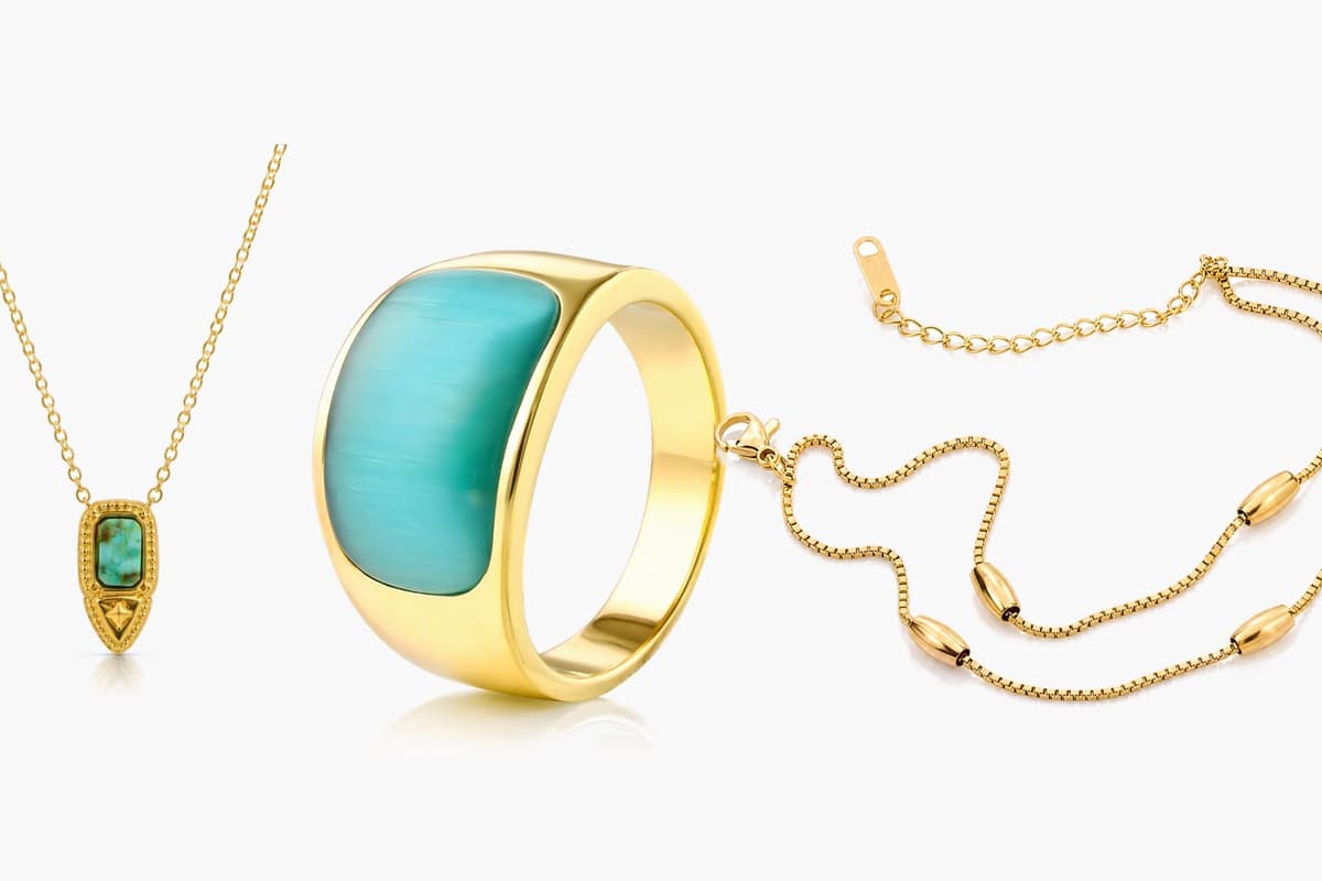 Dainty Rectangular Stone Pendant Necklace