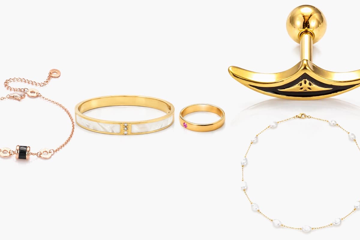 Dainty Irregular Pearl Station Necklace
