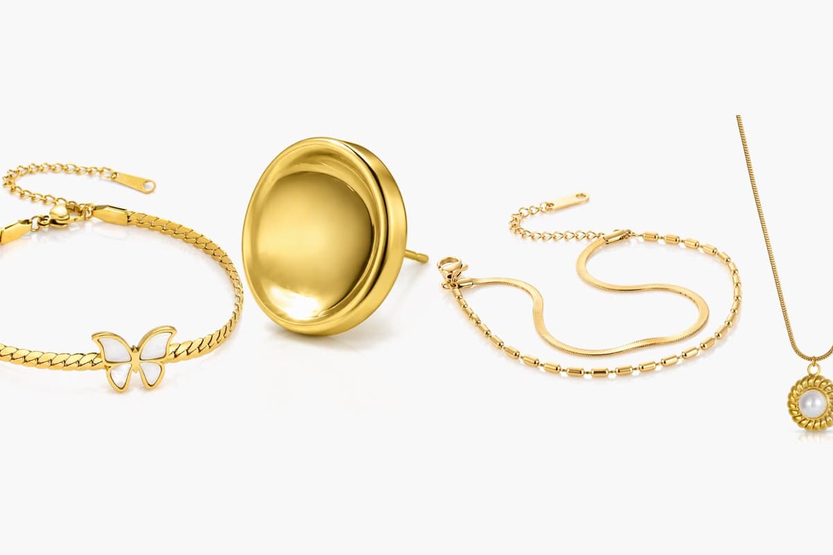 Minimalist Oval Stud Earrings