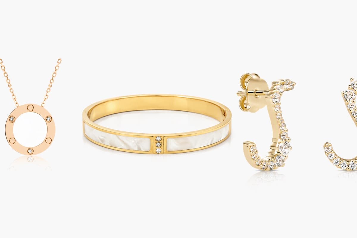 Dainty Letter S Stud Earrings