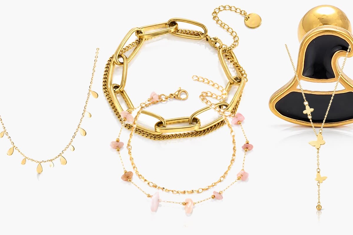 Dainty Teardrop Charm Necklace