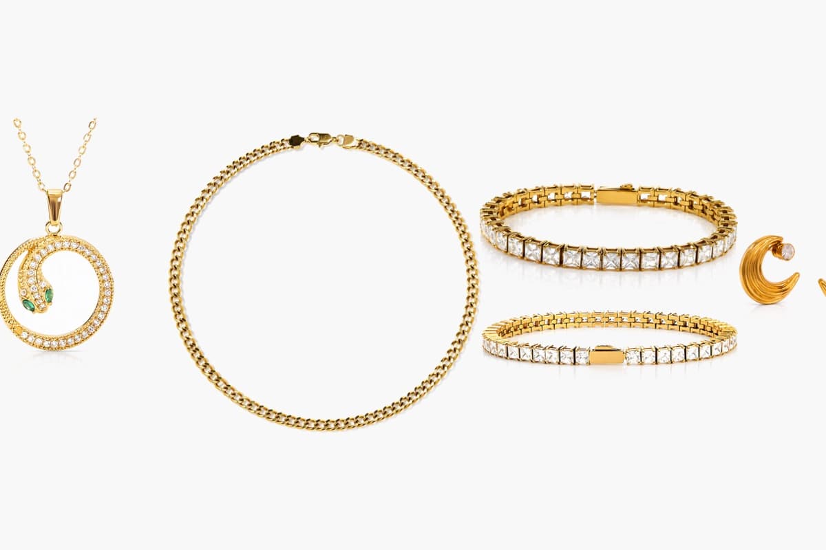 Crescent Moon Stud Earrings