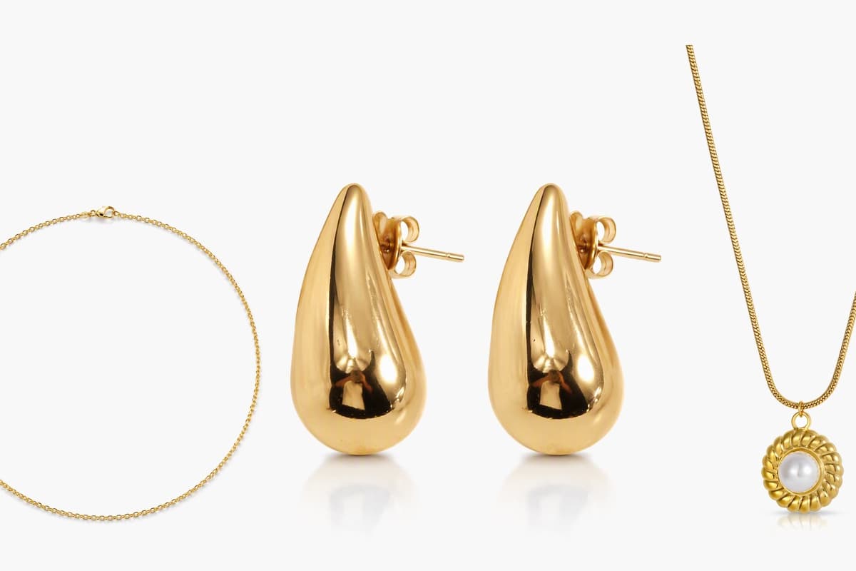 Teardrop Stud Earrings