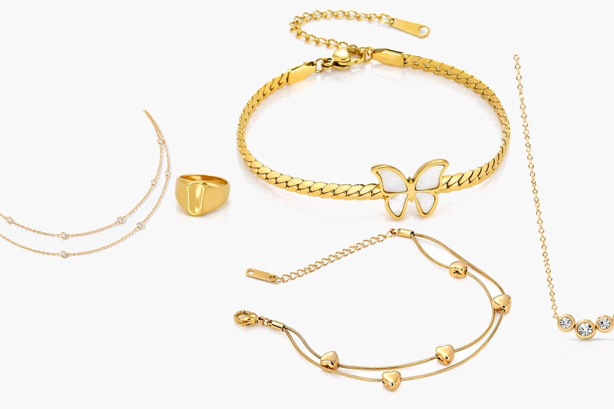 Dainty Three-Stone Cluster Necklace
