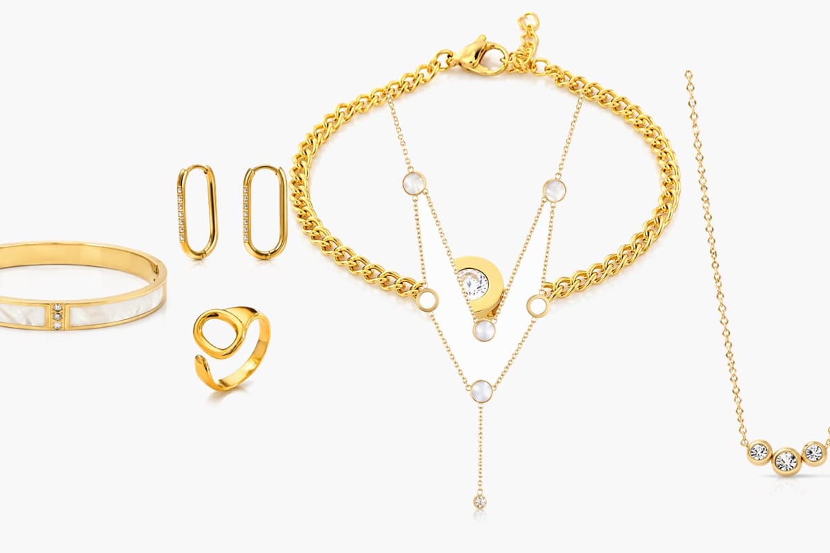 Dainty Three-Stone Cluster Necklace