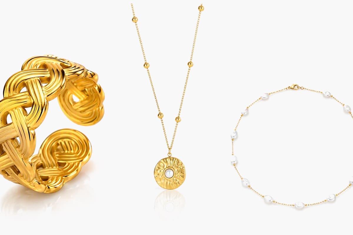 Dainty Sun Pendant Necklace
