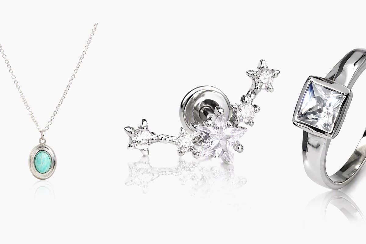 Dainty Oval Stone Pendant Necklace
