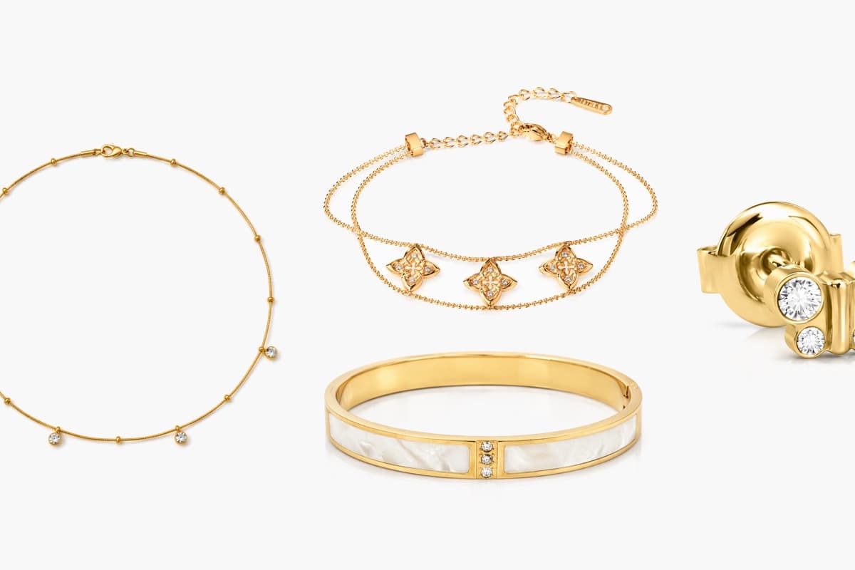 Dainty Triple Flower Charm Bracelet