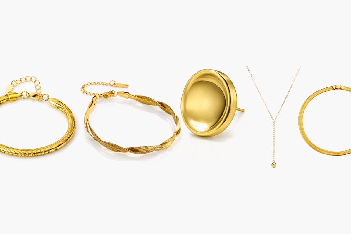 Minimalist Oval Stud Earrings