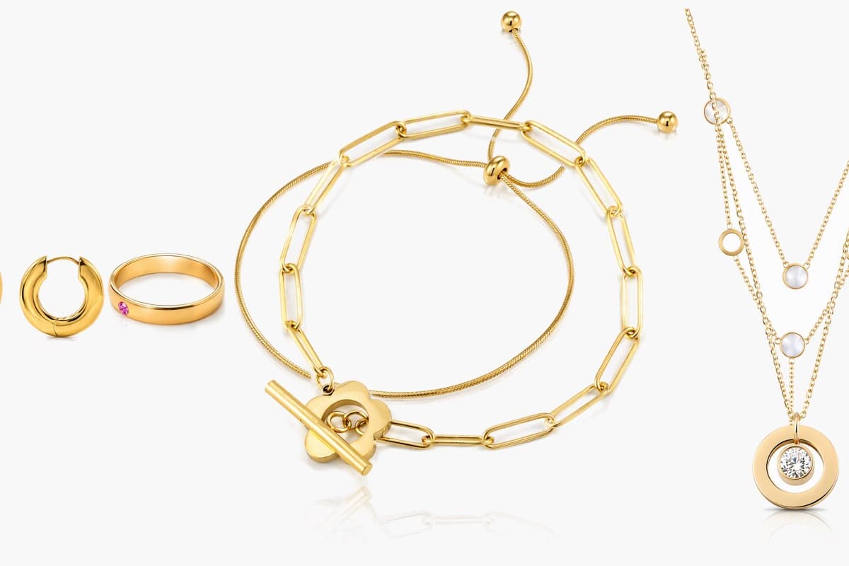 Chunky U-Shape Huggie Earrings
